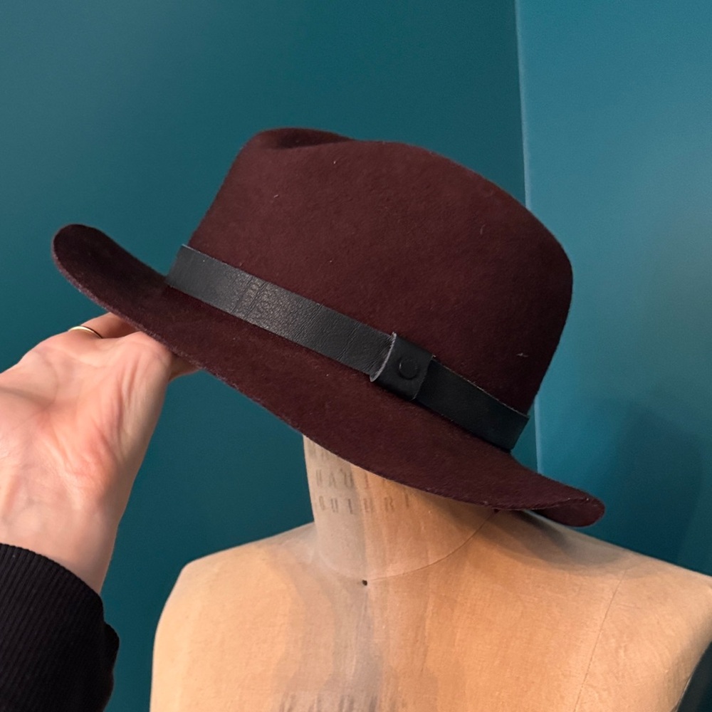 rag & bone Burgundy Fedora Hat with Black Band